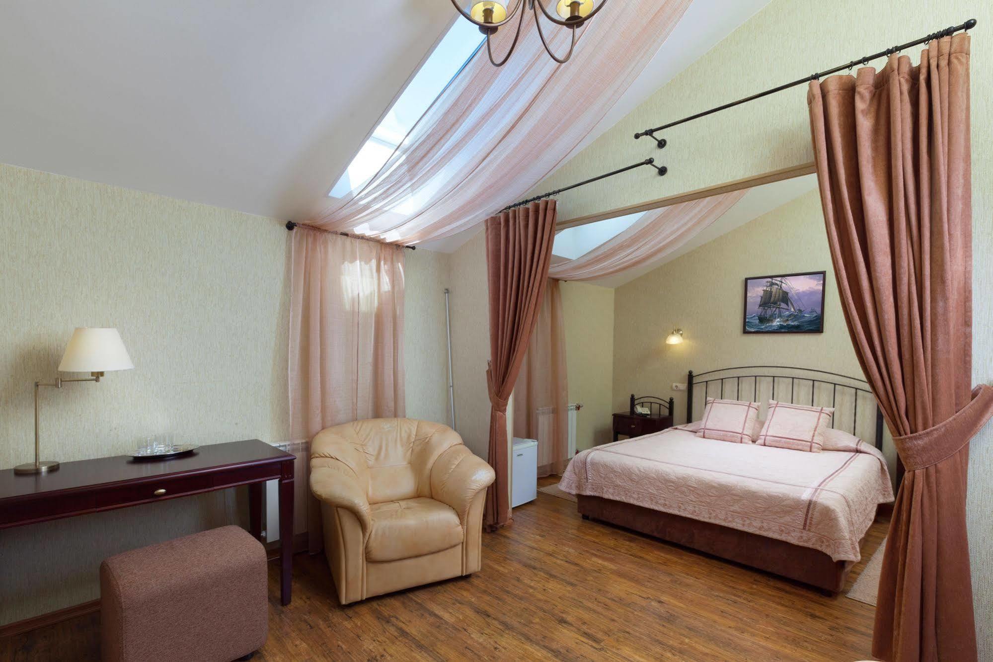 Hotel Parus Nižnij Novgorod Esterno foto